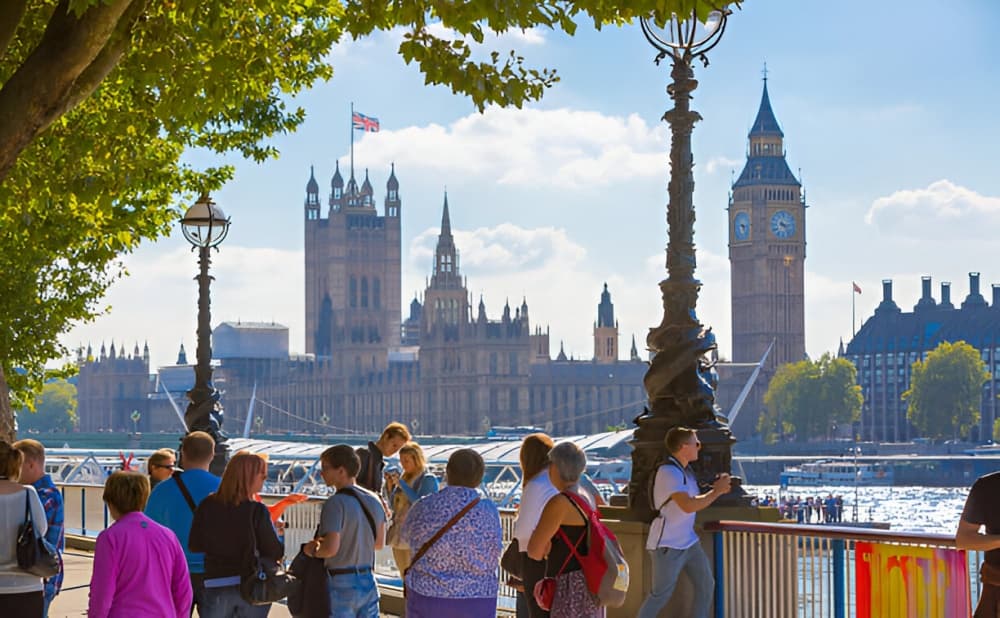 Découvrez l'efficacité du TT127, votre compagnon idéal pour les visites guidées des expositions de patrimoine